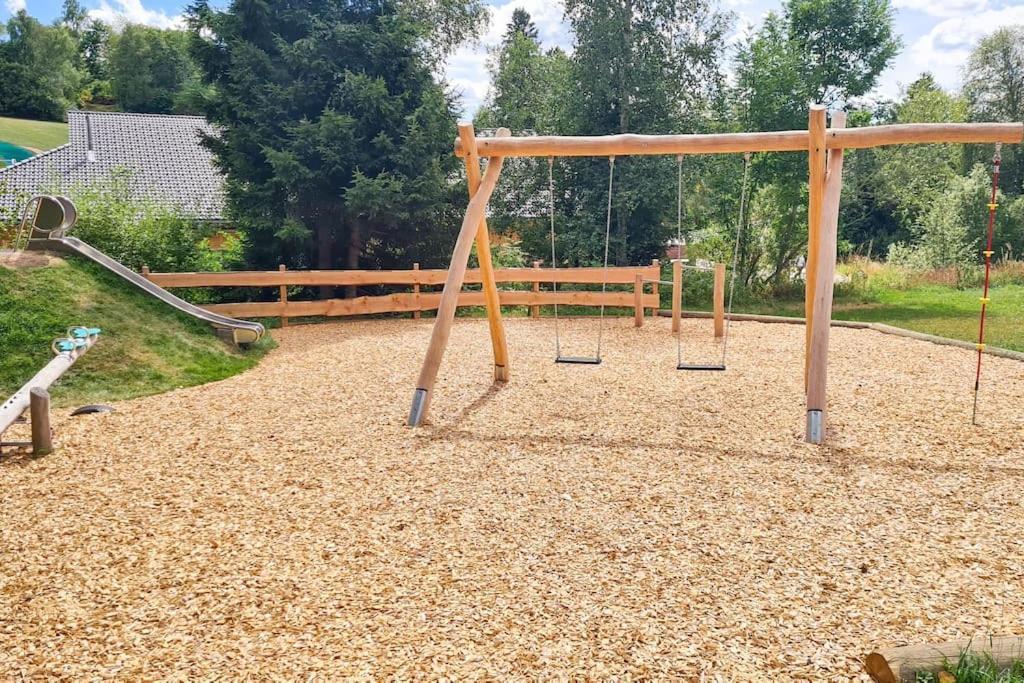 Fewo Sperlingskauz Mit Pool, Sauna & Hochschwarzwaldcard Schluchsee Eksteriør bilde